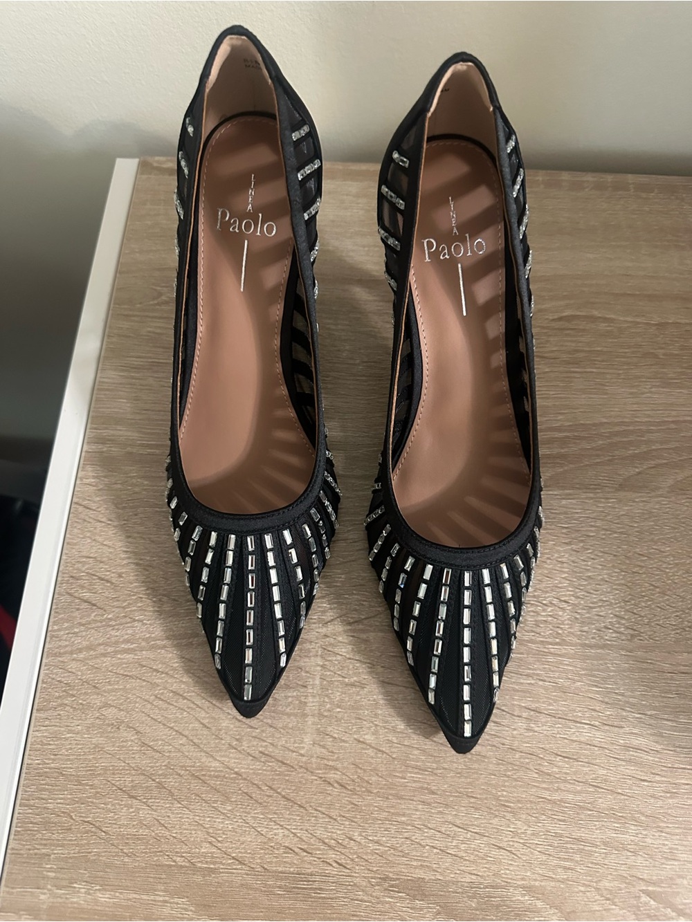 Linea Paolo black satin pumps